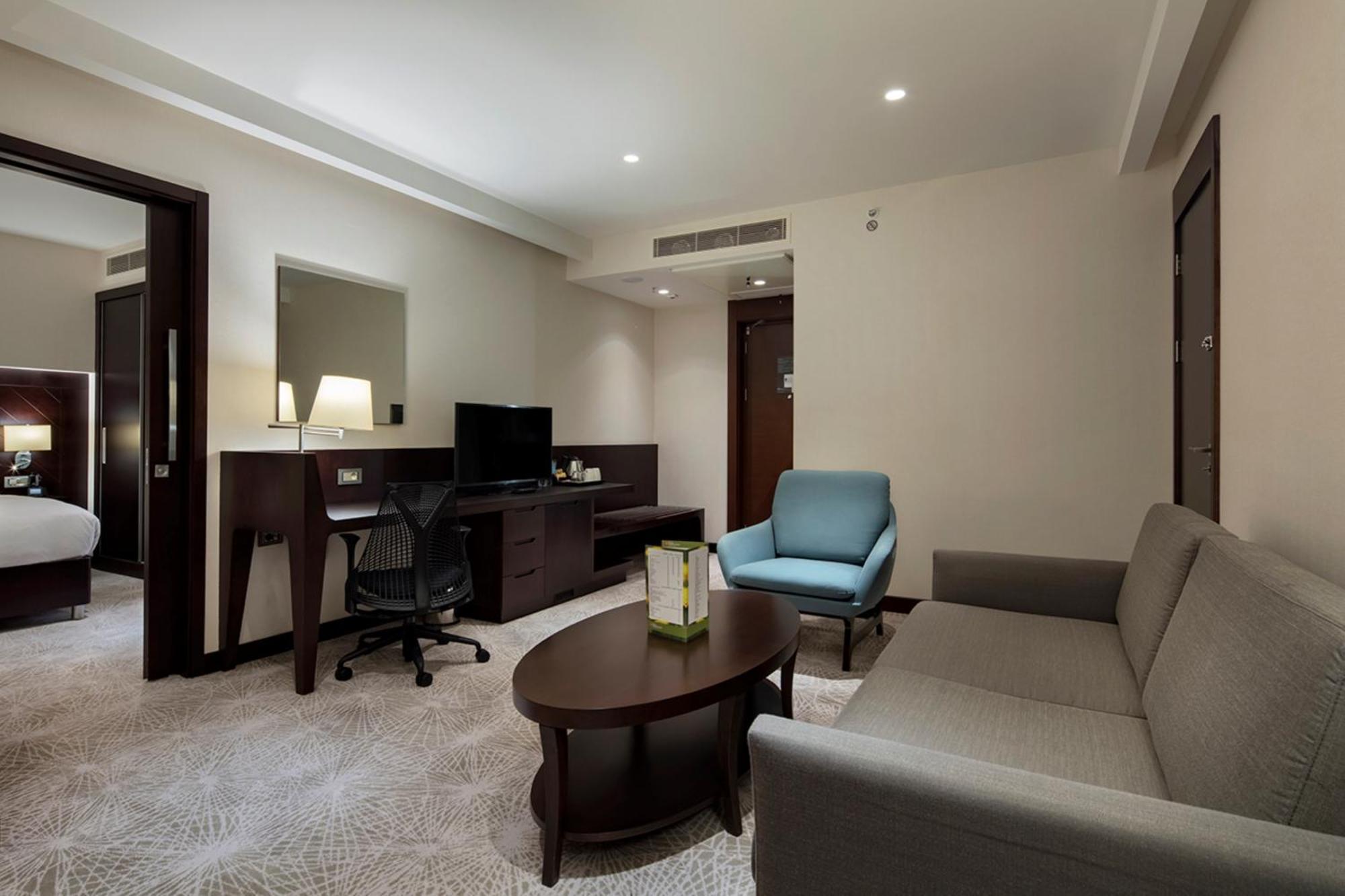 Отель Doubletree By Hilton Istanbul Umraniye Номер фото