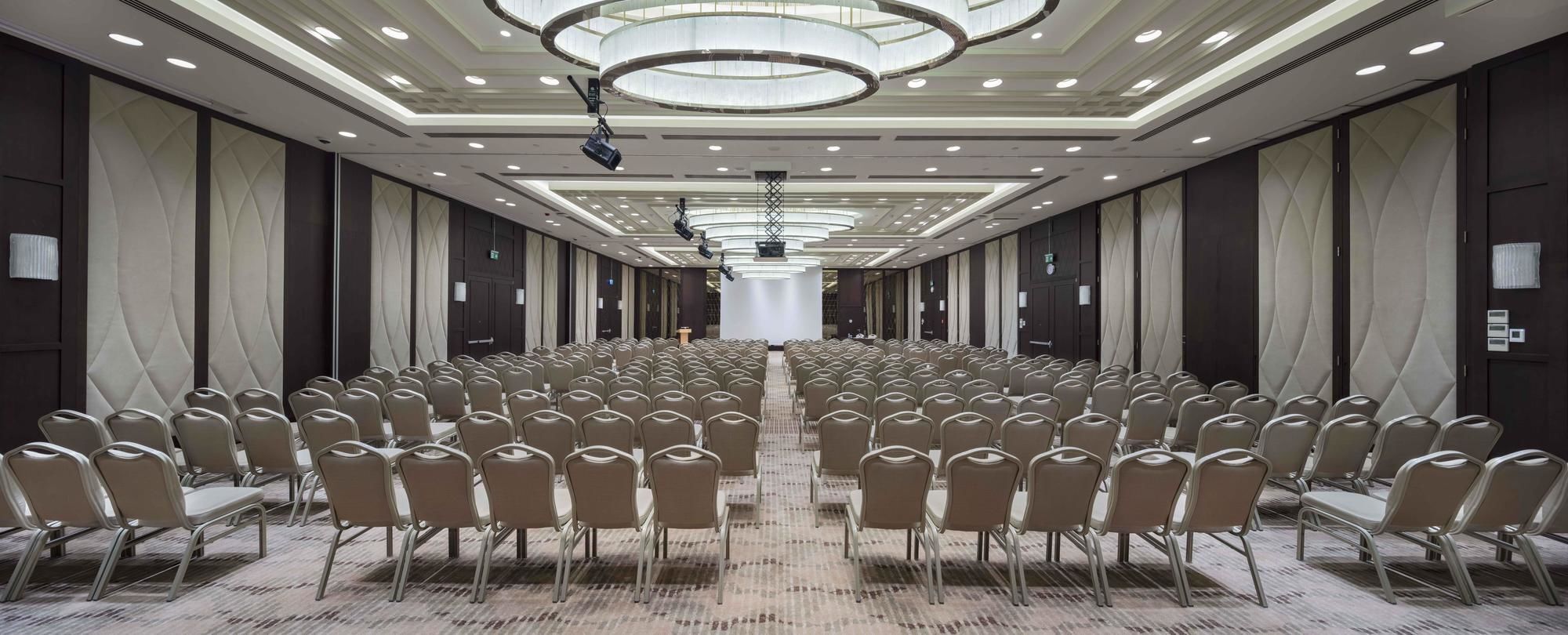 Отель Doubletree By Hilton Istanbul Umraniye Экстерьер фото The Grand Ballroom