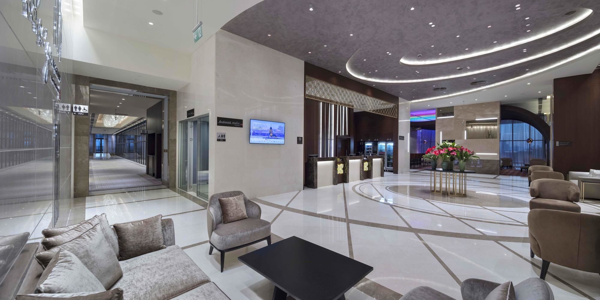 Отель Doubletree By Hilton Istanbul Umraniye Экстерьер фото Lobby